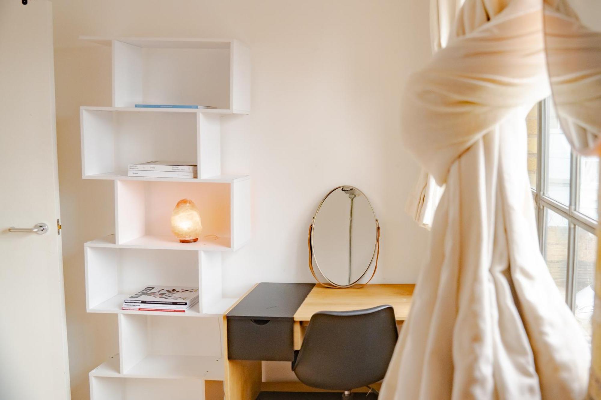 Loft Style Apartment Near O2, Abba Voyage, Excel Londyn Zewnętrze zdjęcie